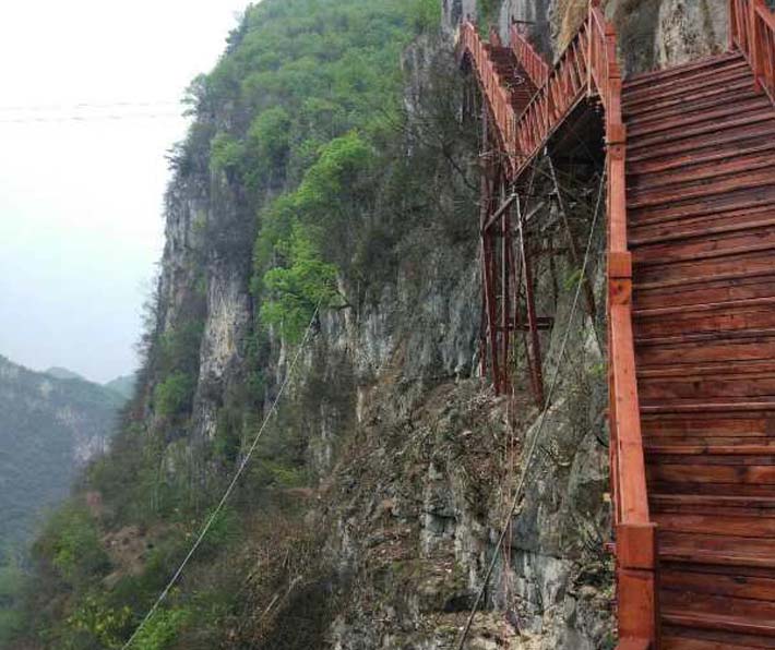 枪杆岩红色文化旅游项目